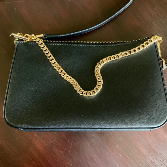 Michael Kors Jetset Crossbody - Picture 2 of 7